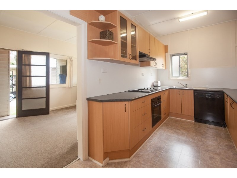 2 Heather Street, Caringbah NSW 2229