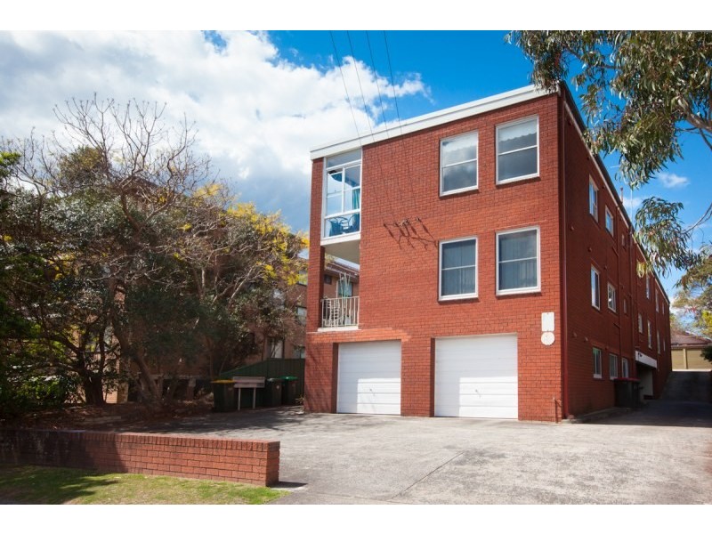 Unit 2/396 Port Hacking Road, Caringbah NSW 2229
