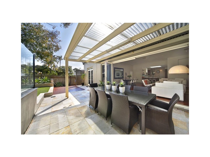 14 Caringbah Road, Woolooware NSW 2230