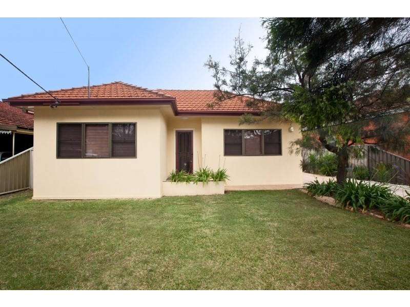 10 Yathong Road, Caringbah NSW 2229