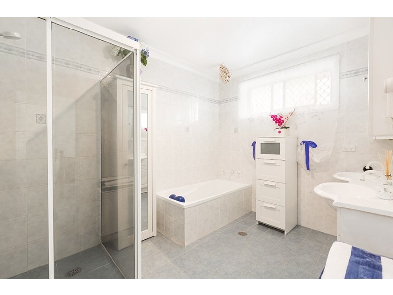 122 Taren Road, Caringbah NSW 2229