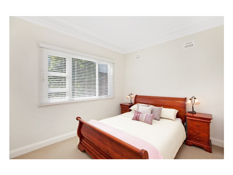 32 Woronora Crescent, Como NSW 2226