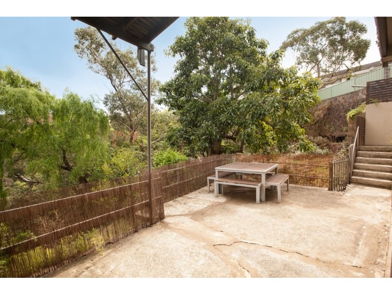 10 Gore Avenue, Kirrawee NSW 2232