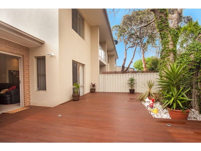 Unit 8/20 High Street, Caringbah NSW 2229