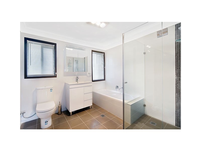 9 Bonnet Avenue, Como NSW 2226