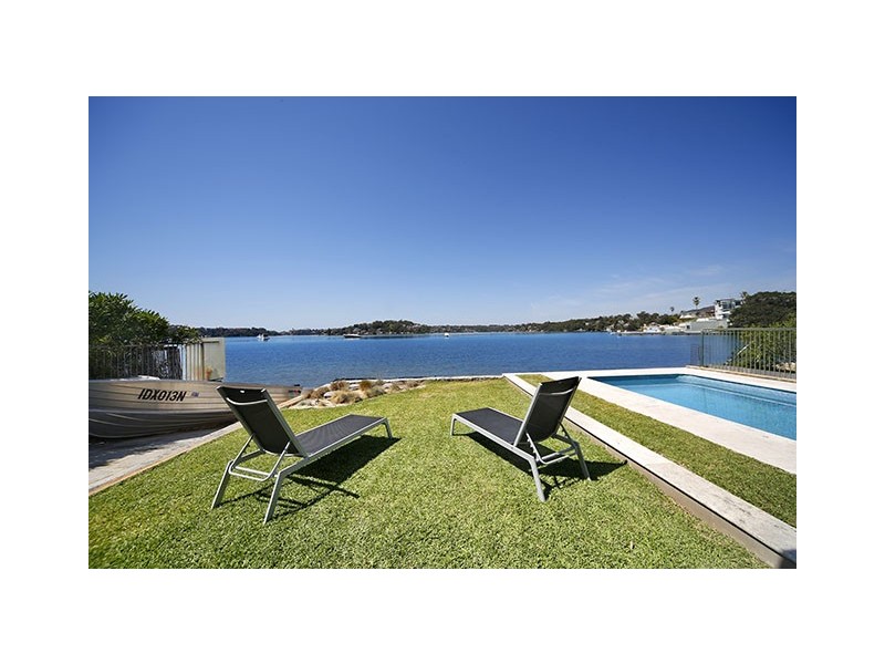 4 Murdoch Crescent, Connells Point NSW 2221