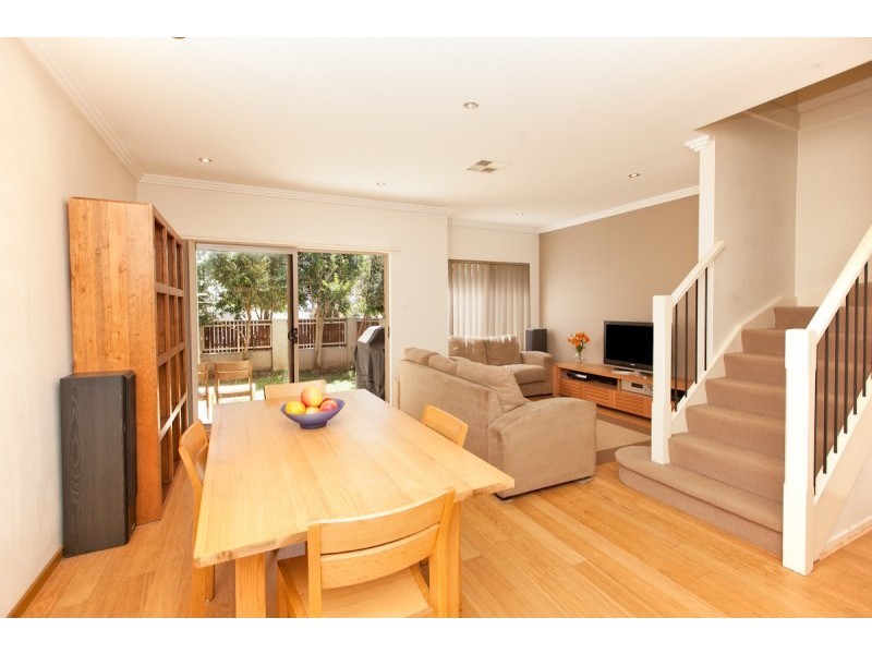 Unit 2/20-22 High Street, Caringbah NSW 2229