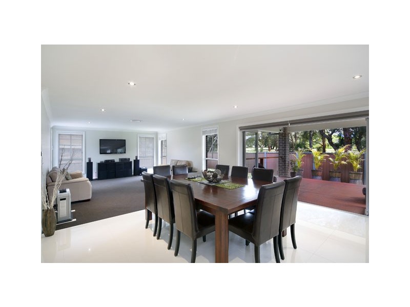 19 Nyngan Place, Miranda NSW 2228