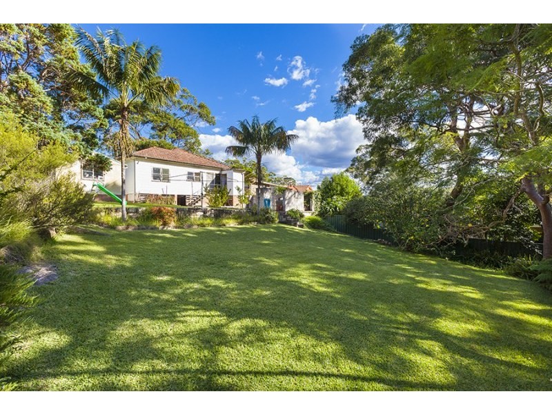 11 Whites Avenue, Caringbah South NSW 2229