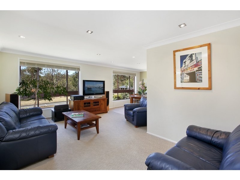 26 Forum Drive, Heathcote NSW 2233