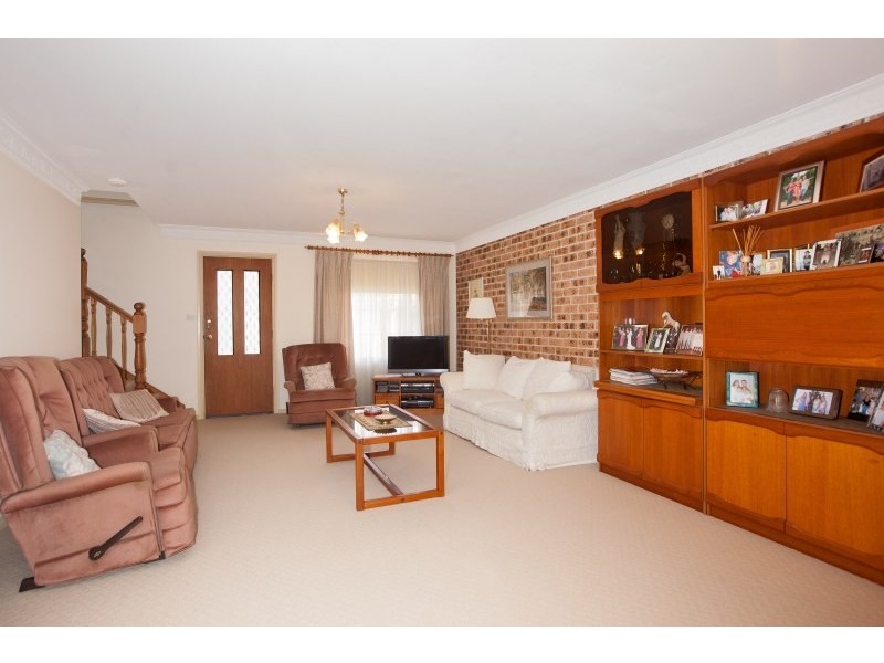 Unit 4/12 Wallumatta Road, Caringbah NSW 2229