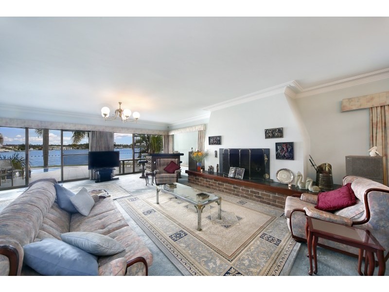 81 Holt Road, Taren Point NSW 2229