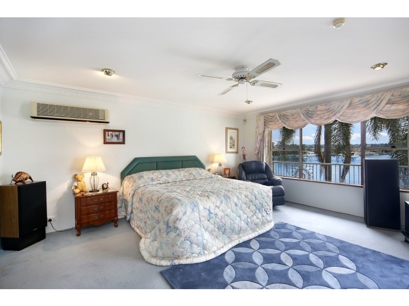 81 Holt Road, Taren Point NSW 2229