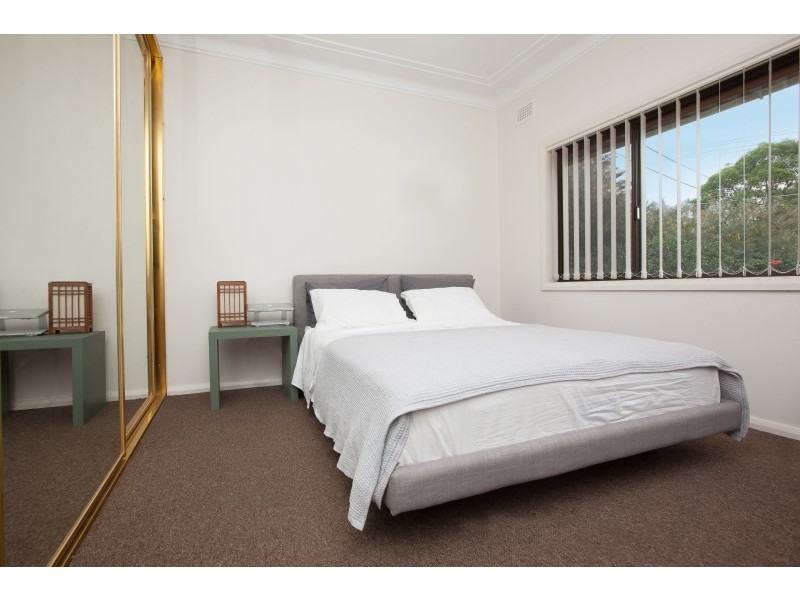 8 Crammond Boulevard, Caringbah NSW 2229
