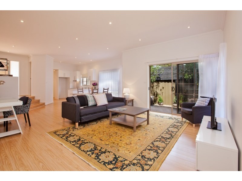 Unit 2/9 Pandala Place, Woolooware NSW 2230