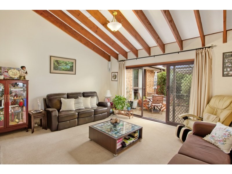 4 McAuley Close, Heathcote NSW 2233