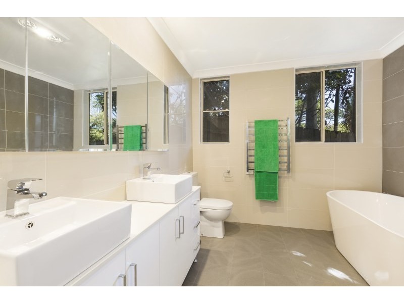 34 Matson Crescent, Yowie Bay NSW 2228