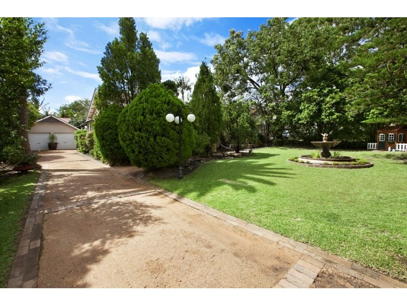 84 Gannons Road, Caringbah NSW 2229