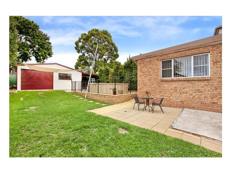 10 Taronga Street, Como NSW 2226
