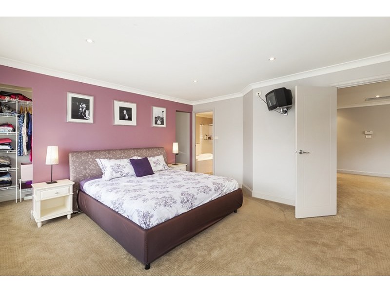 16 Jellicoe Street, Caringbah NSW 2229