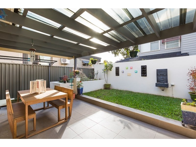 1/39 Durbar Avenue, Kirrawee NSW 2232