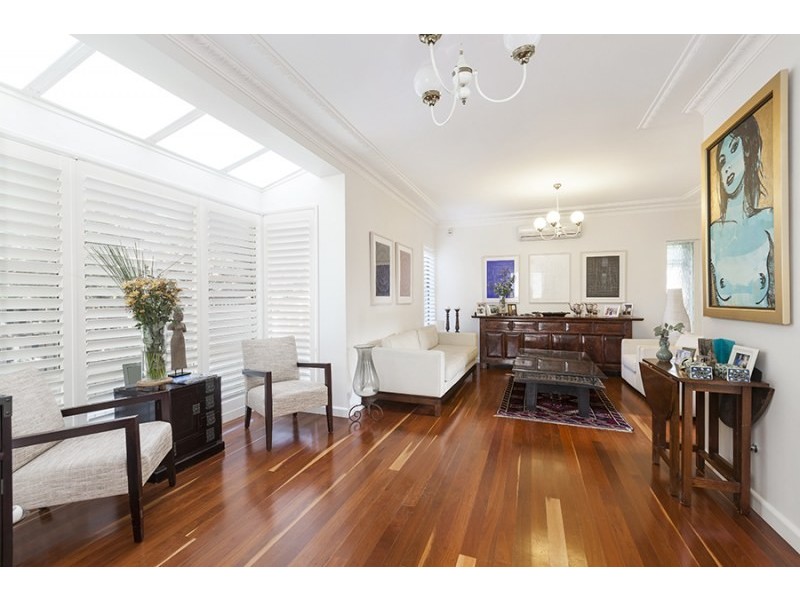 1 Harris Street, Burraneer NSW 2230