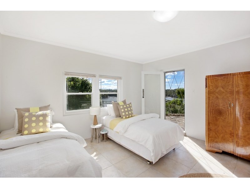 6 Yellambie Street, Yowie Bay NSW 2228