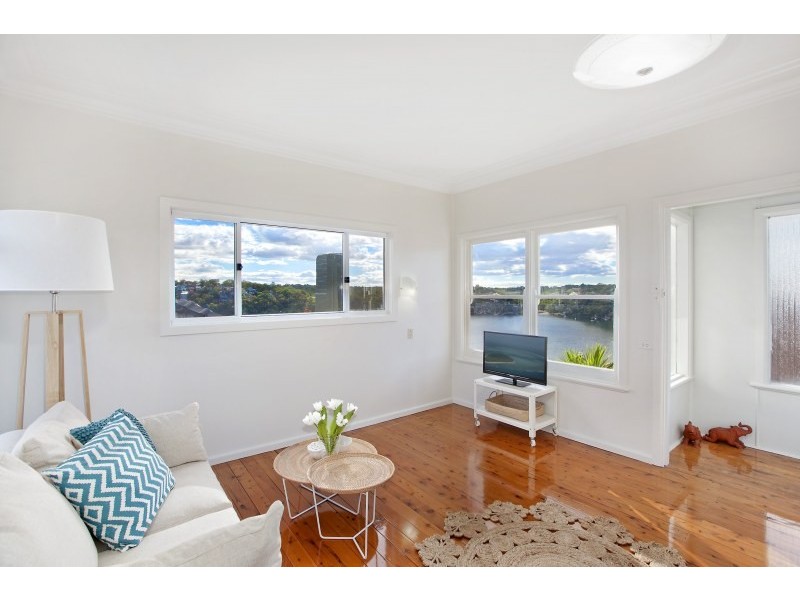 6 Yellambie Street, Yowie Bay NSW 2228