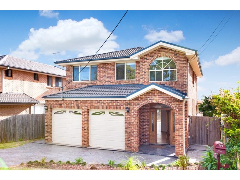 15 Girraween Avenue, Como NSW 2226