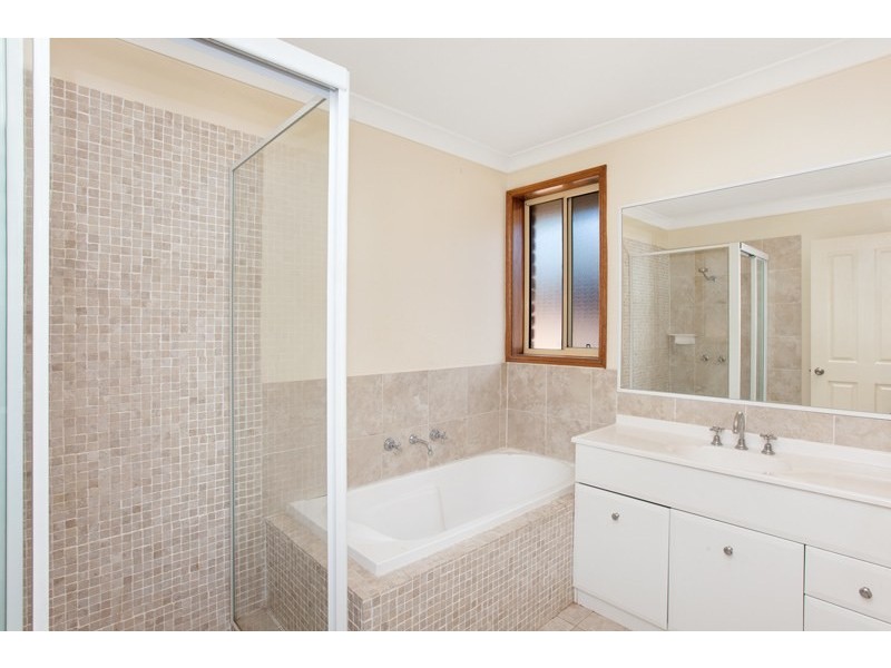 15 Girraween Avenue, Como NSW 2226