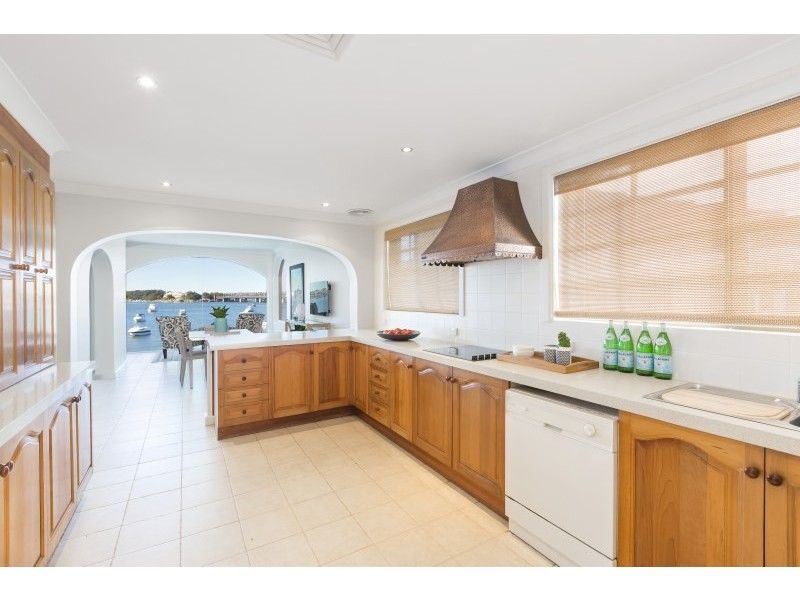 41 Harrow Street, Sylvania NSW 2224