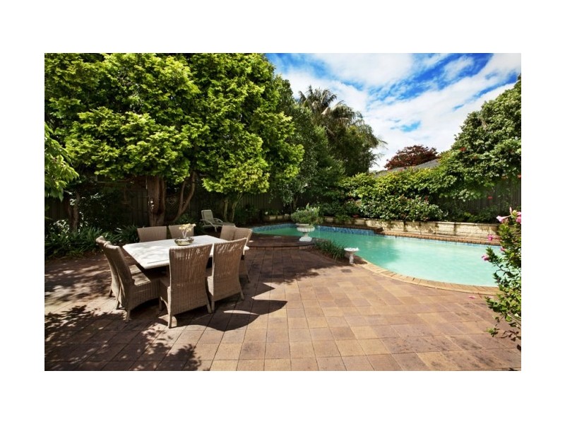 84 Gannons Road, Caringbah NSW 2229