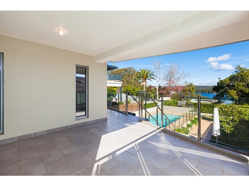 10 Swan Street, Lilli Pilli NSW 2229