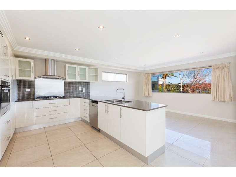 10 Swan Street, Lilli Pilli NSW 2229