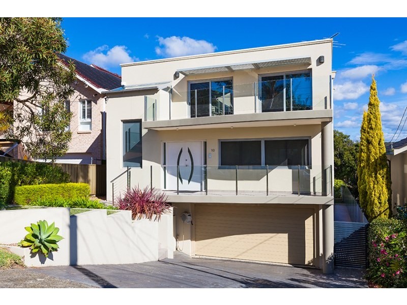 10 Swan Street, Lilli Pilli NSW 2229