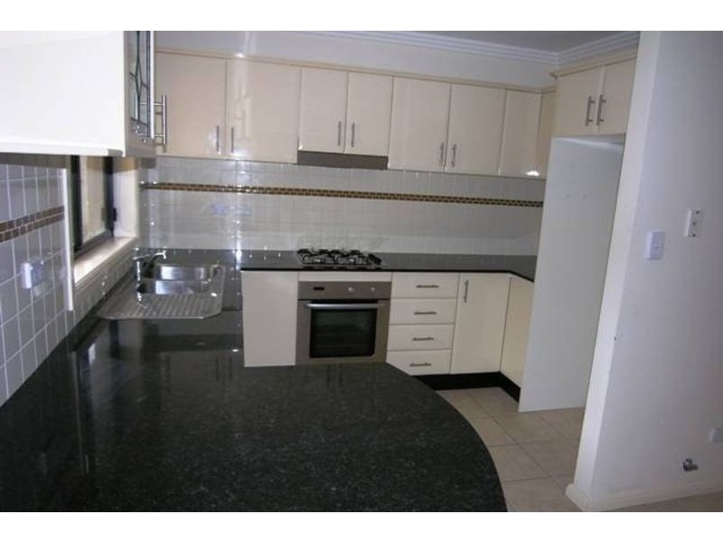 Unit 2/11 Wallumatta Road, Caringbah NSW 2229