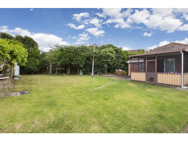 22 Bimbadeen Avenue, Miranda NSW 2228