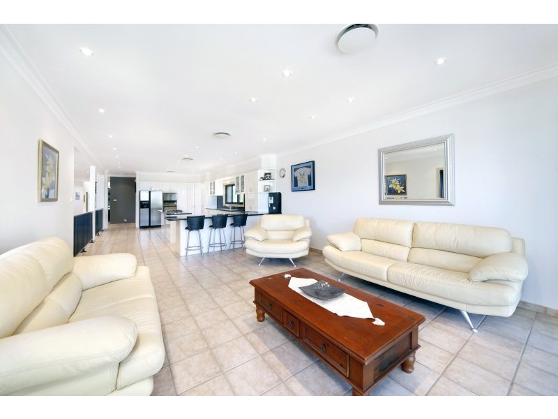 10 Langer Avenue, Dolans Bay NSW 2229