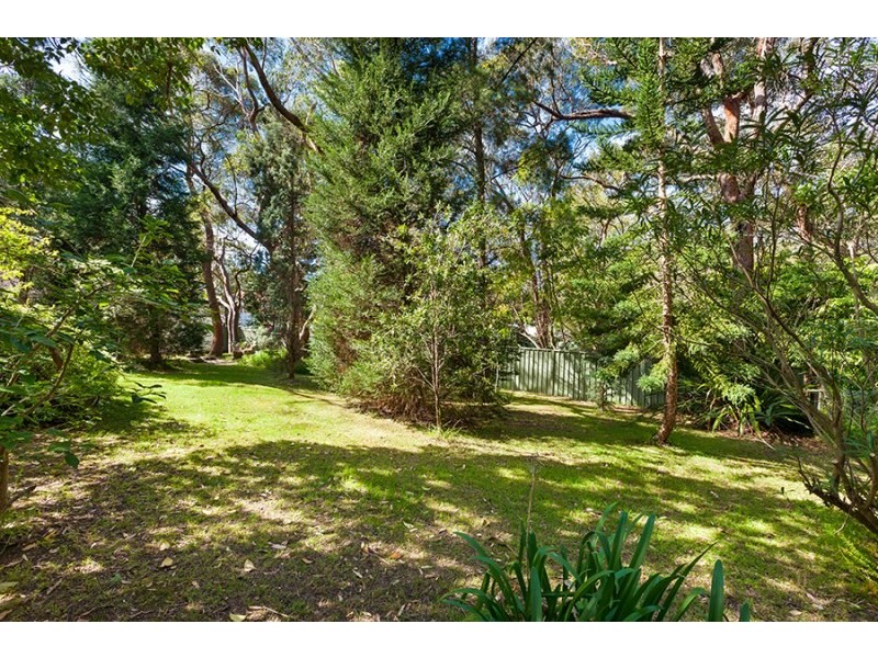 64 Mundakal Avenue, Kirrawee NSW 2232