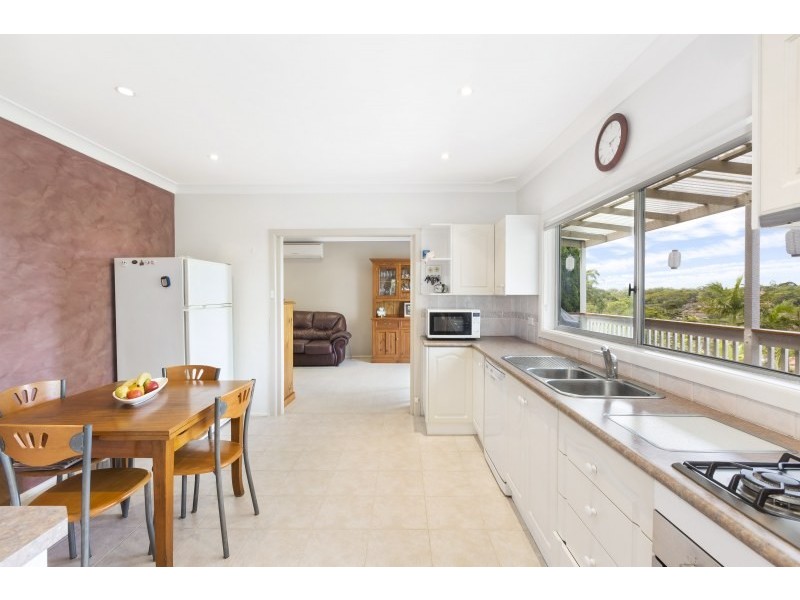 14 Tulong Place, Kirrawee NSW 2232