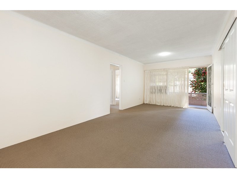 Unit 2/44-46 Port Hacking Road, Sylvania NSW 2224