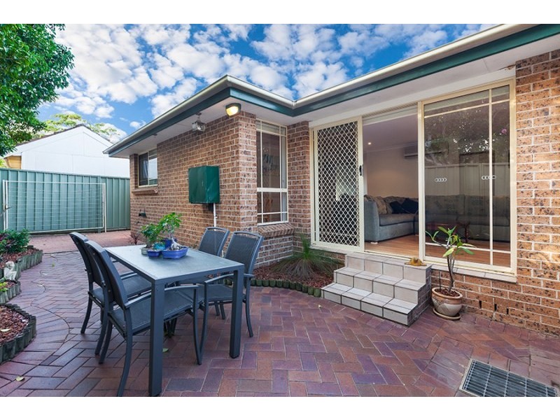 Unit 2/35 Frobisher Avenue, Caringbah NSW 2229