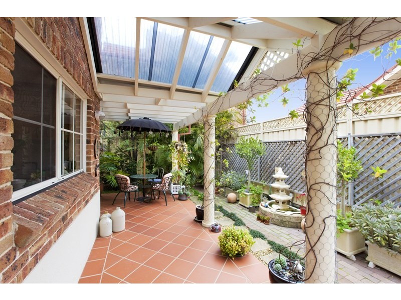 Unit 2/12-16 English Street, Woolooware NSW 2230