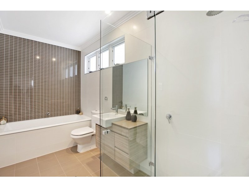 44 Pacific Street, Caringbah NSW 2229