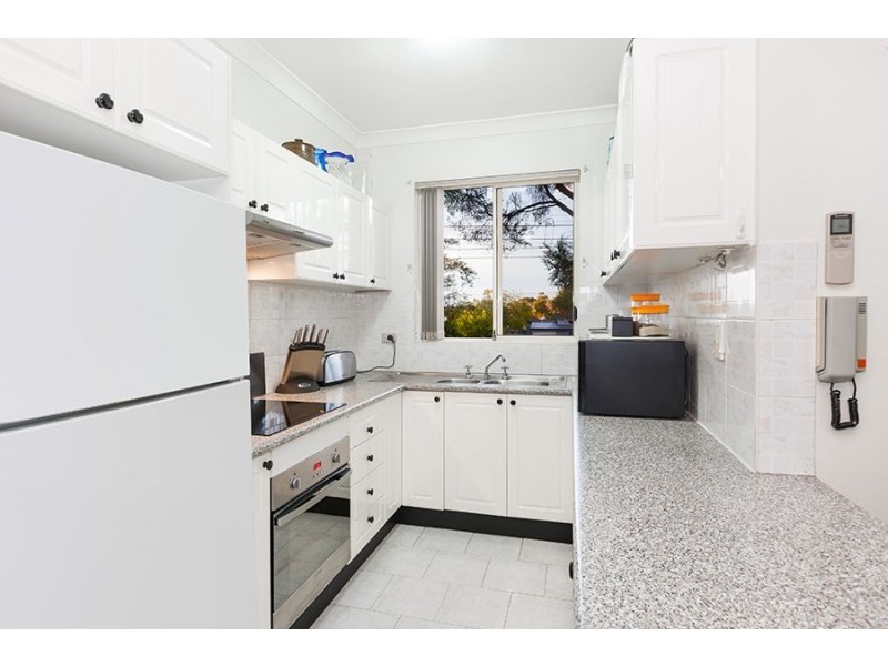 Unit 9/241 Kingsway, Caringbah NSW 2229