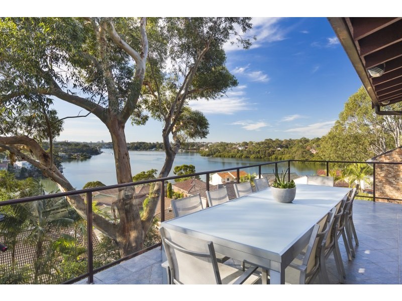 5 Tradewinds Place, Kareela NSW 2232