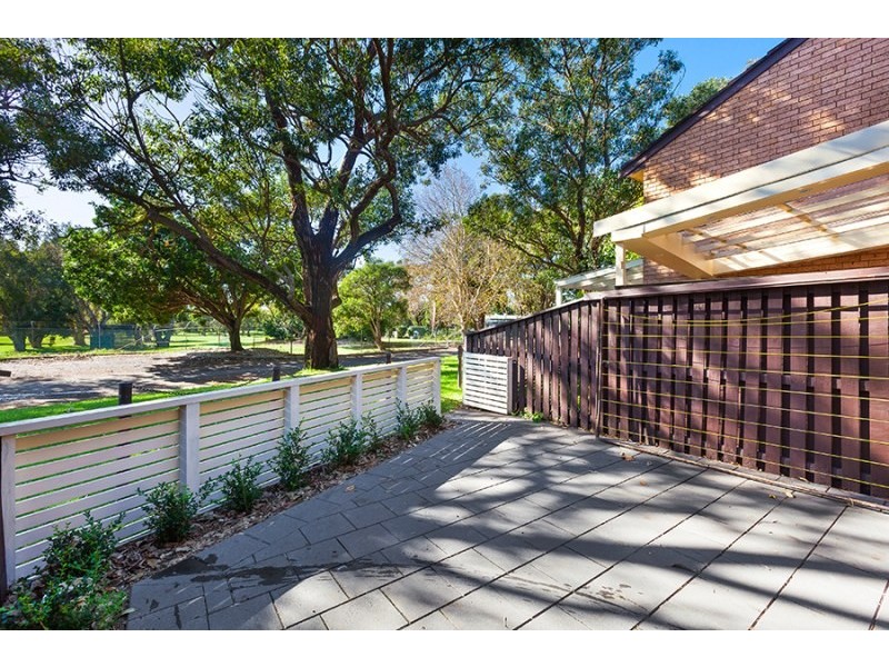 11/97 Denman Avenue, Woolooware NSW 2230