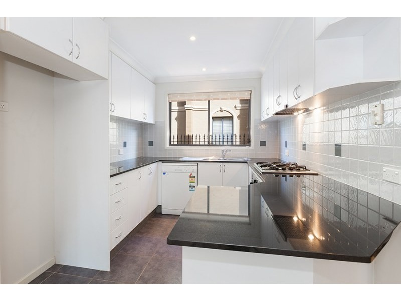 15/11-17 Acton Street, Sutherland NSW 2232