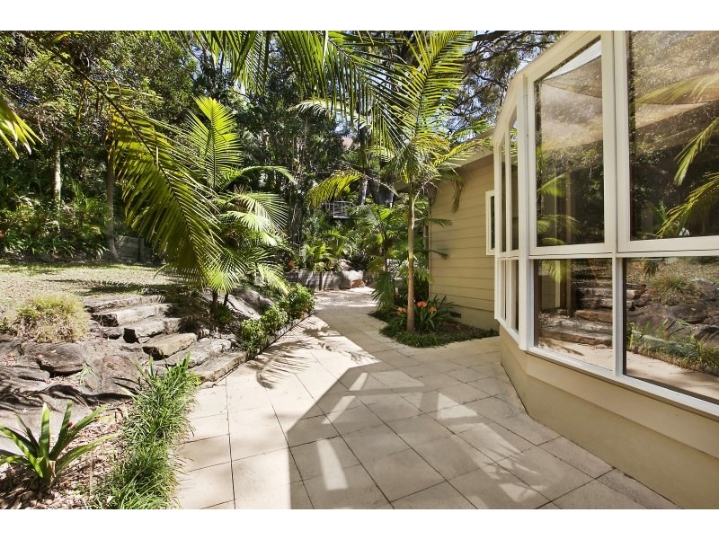 10 Buckinbah Place, Lilli Pilli NSW 2229