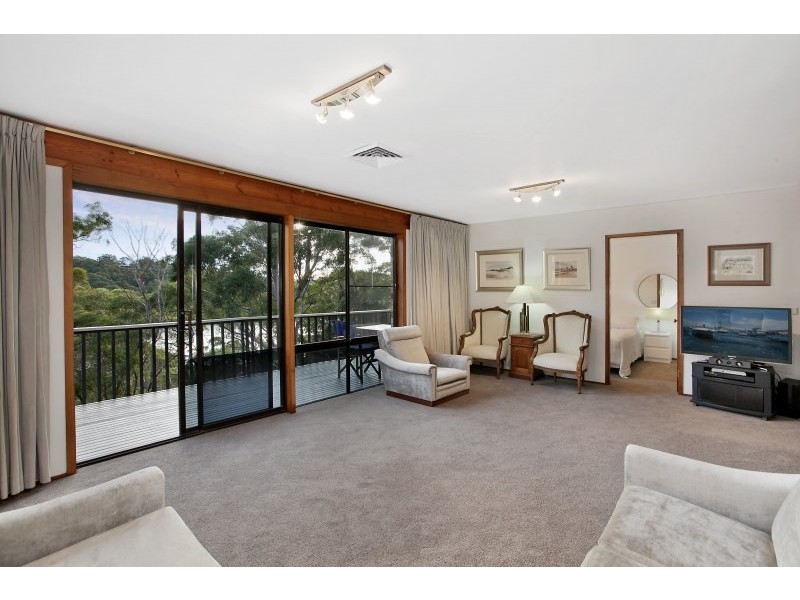 17 Tiranna Place, Oyster Bay NSW 2225